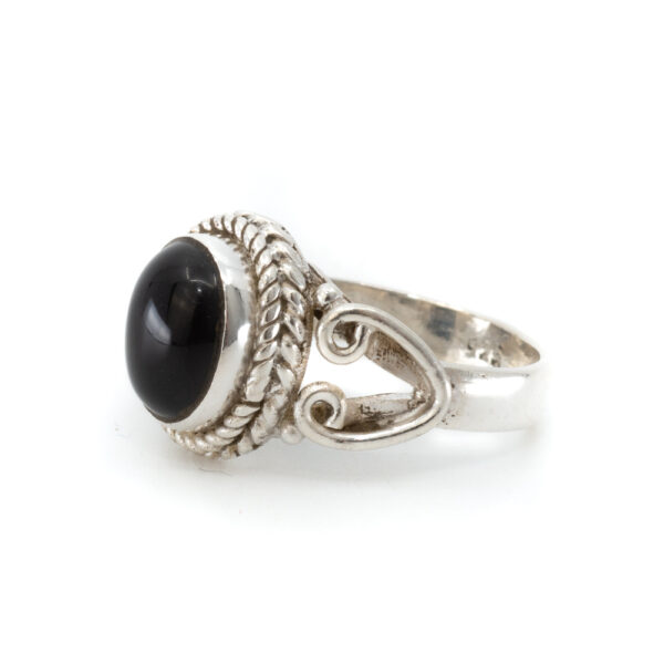 Edelsteen Ring Zwarte Onyx 925 Zilver "Dakishi" (Maat 17)