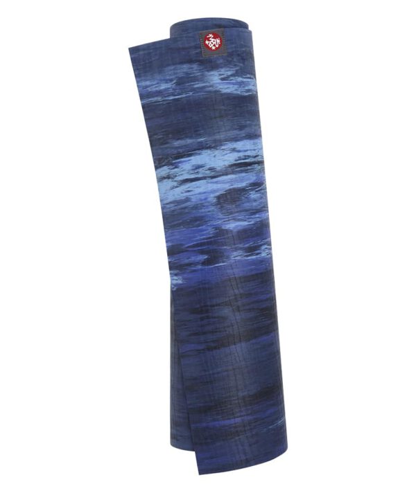 Manduka EKO Yogamat Rubber Blauw 5 mm – Surf Marbled – 180 x 61 cm