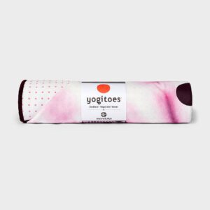 Manduka Yogitoes Skidless Yoga Handdoek – Tie Dye Fuchsia