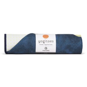 Manduka Yogitoes Skidless Yoga Handdoek – Turtle Sea - Blauw - 173 x