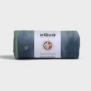 Manduka eQua Yoga Handdoek - Maldive - Handgeverfd