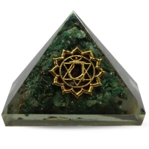 Orgonite Piramide Groene Aventurijn - Hart Chakra -  (40 mm)