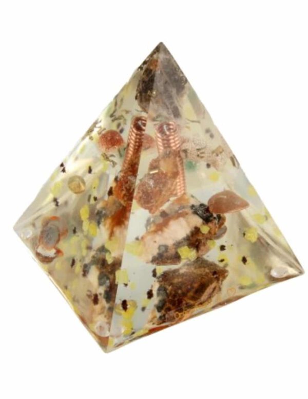 Orgonite Piramide Tibetaanse Kwarts/ Vanadeniet/ Bariet (130 mm)