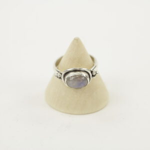 Zilveren Ring met Maansteen Maat 16