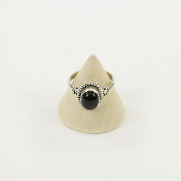 Zilveren Ring met Zwarte Onyx Maat 18 - Model 1 (Sterling Zilver 925)