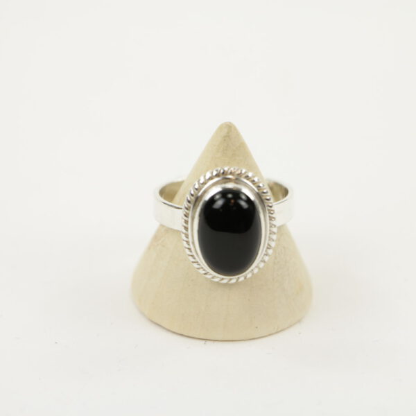 Zilveren Ring met Zwarte Onyx Maat 19 - Verstelbaar - Model 1